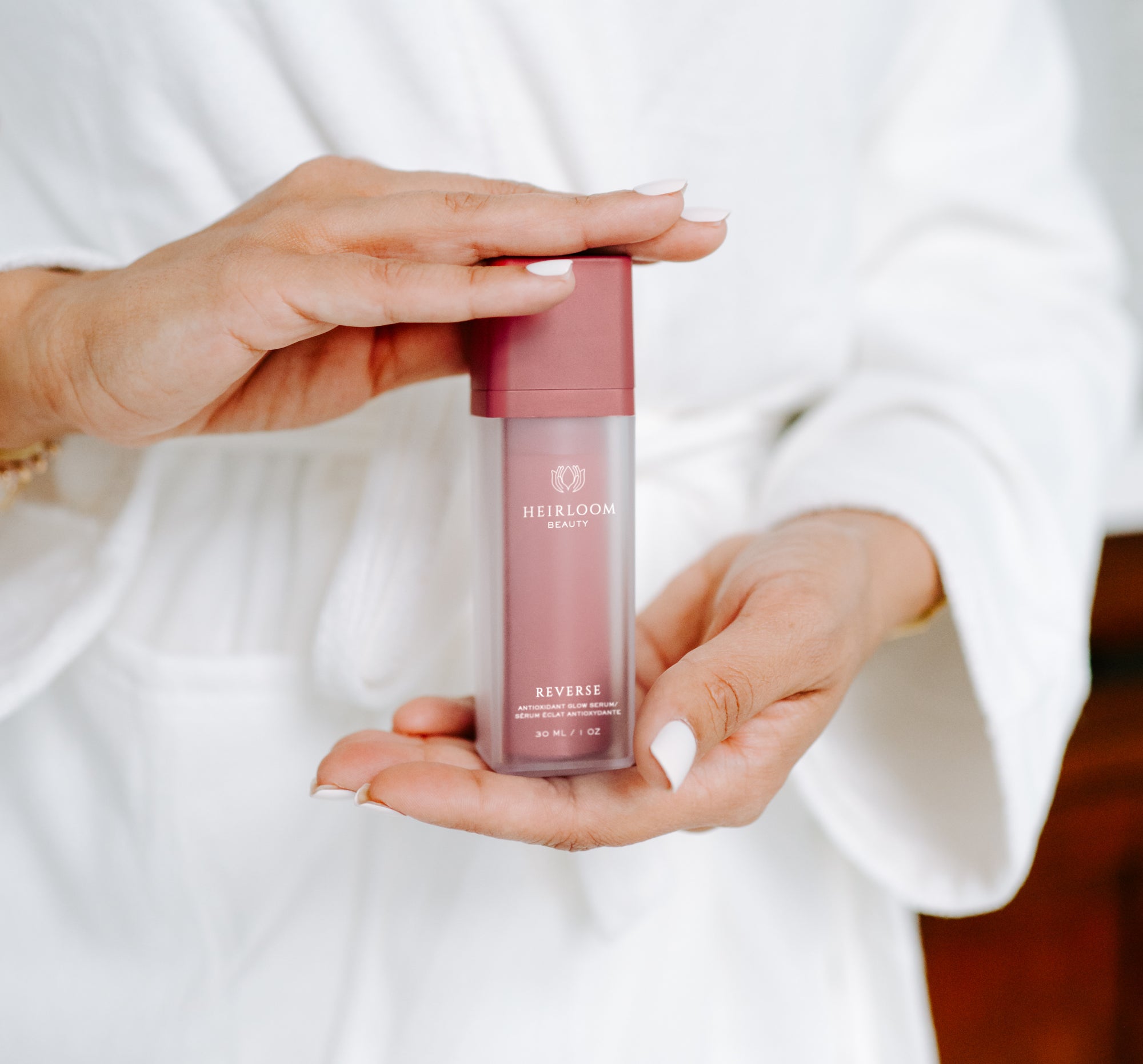 Spotlight: REVERSE Antioxidant Glow Serum